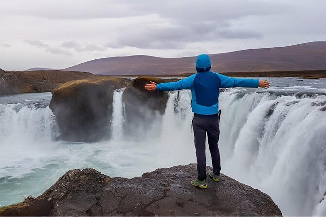 From Reykjavik: Full Day Private Golden Circle Tour in Iceland - Key Points