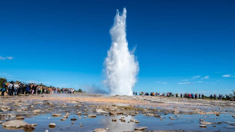 From Reykjavík: Golden Circle & Laugarás Lagoon Minibus Tour - Key Points