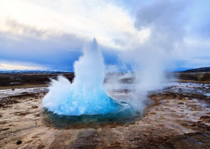 From Reykjavik: Golden Circle + Monster Truck Glacier Tour - Visiting Þingvellir National Park and Walking Between Continents