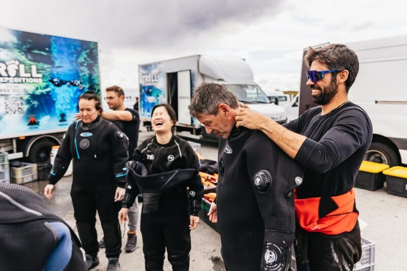 From Reykjavík: Golden Circle Tour and Silfra Snorkeling - Geysir Geothermal Area: Erupting Hot Springs and Geysers