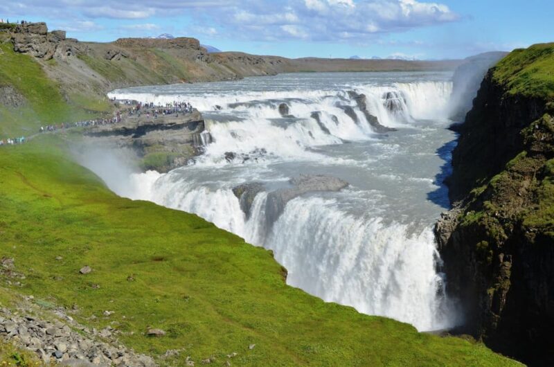 From Reykjavik: Golden Circle Tour with Gullfoss and Geysir - Witnessing the Power of Gullfoss Waterfall