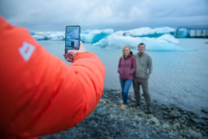 From Reykjavik: Jökulsárlón Glacier Lagoon and Diamond Beach - Stops at the Waterfalls of Seljalandsfoss and Skógafoss