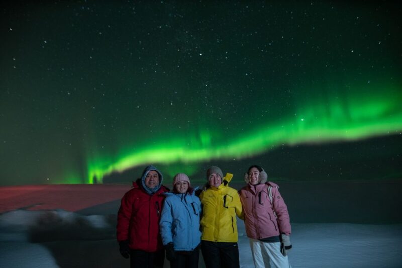 From Reykjavik: Northern Lights Guided Tour with Photos - Discovering Iceland’s Nighttime Wilderness
