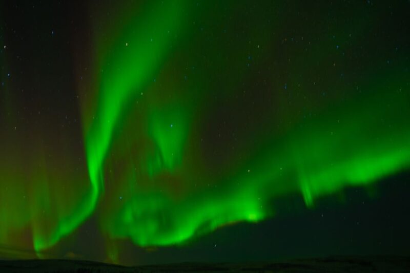 From Reykjavik: Northern Lights Guided Tour with Photos - What to Bring and What Not To