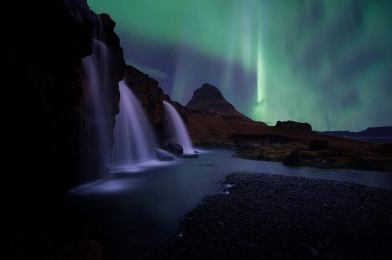 From Reykjavík: Private Northern Lights Tour - Experience the Icelandic Sky in Comfort and Style