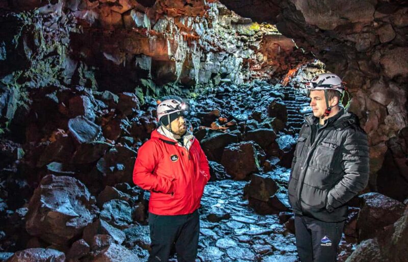 From Reykjavik: Raufarhólshellir Lava Tunnel Tour - The Role of Guides and Interactivity