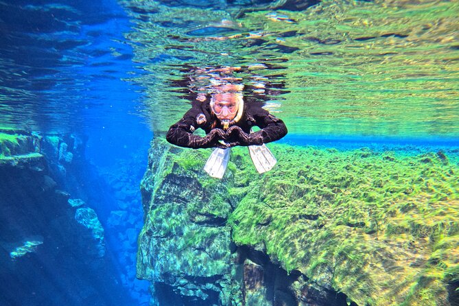 From Reykjavik- Silfra Snorkeling transfer included - Post-Snorkel Warm-up and Photo Memories
