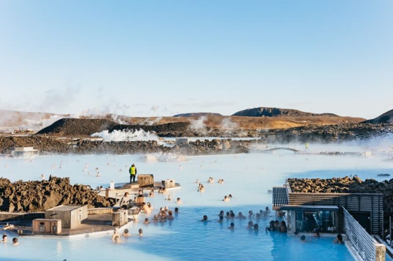 From Reykjavík: Volcanoes and Blue Lagoon Day Trip - Key Points