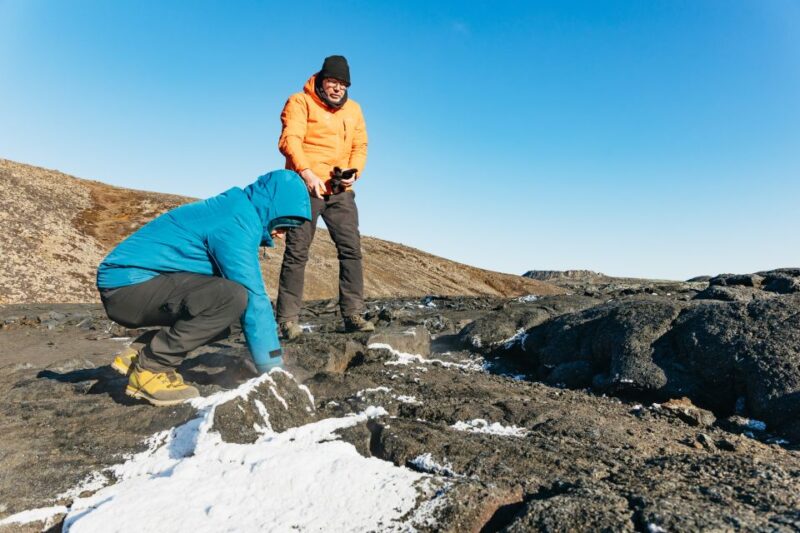 From Reykjavík: Volcanoes and Blue Lagoon Day Trip - Relaxing in the Blue Lagoon’s Healing Waters
