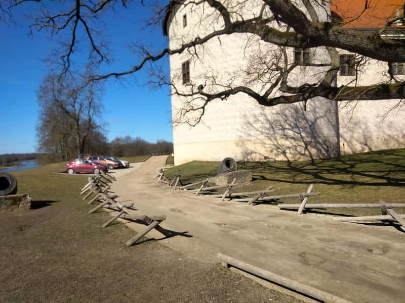 From Riga: Bauska, Rundale and Jelgava Private Full-Day Trip - Rundale Palace: Latvia’s Baroque Masterpiece