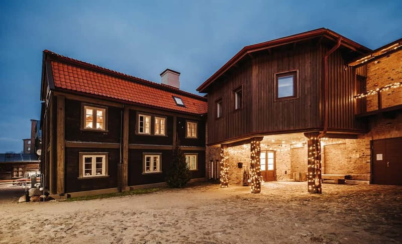 From Riga: Hill of Crosses and Jelgava Day Trip and back. - Starting Point and Logistics in Riga