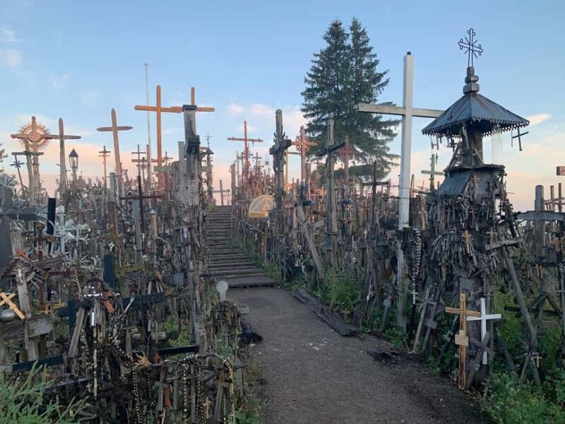 From Riga: Hill of Crosses and Siluva Day Trip - Explore the Iconic Hill of Crosses and the Historic Town of Siluva
