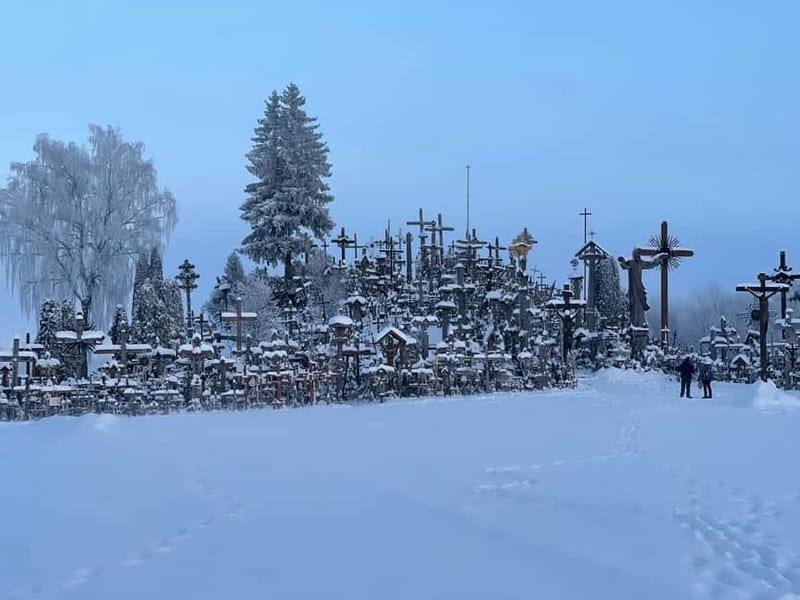 From Riga: Trip to Hill of Crosses, Rundale Palace & Bauska - Who Will Appreciate This Tour?