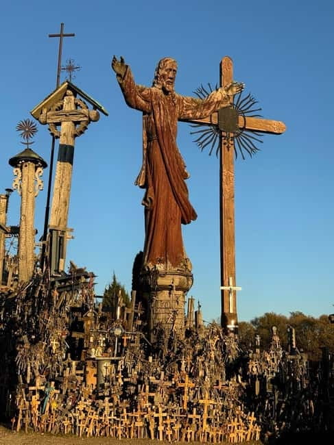 From Riga: Trip to the Hill of Crosses and Pearls of Jelgava - Discover the Spiritual Significance of the Hill of Crosses