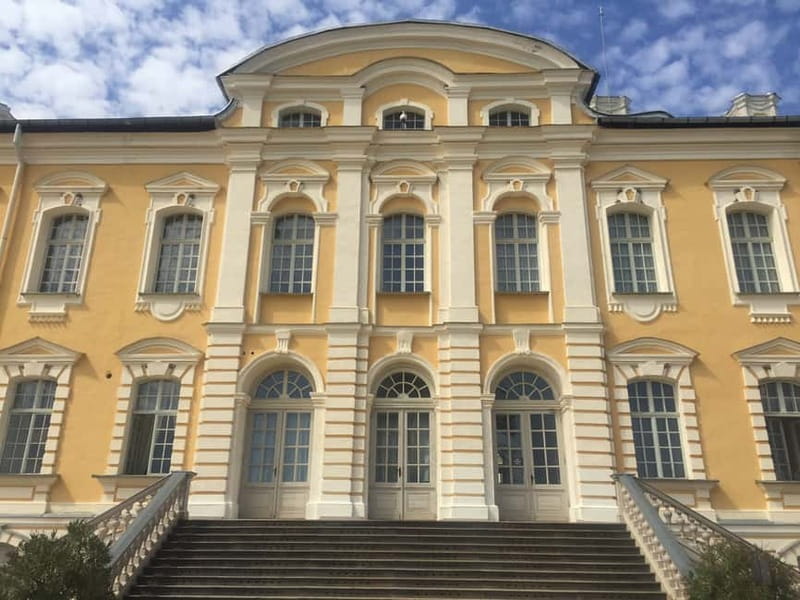 From Riga: Vilnius One-Way Tour with Sightseeing Stops - The Experience: Comfort, Flexibility, and Review Highlights