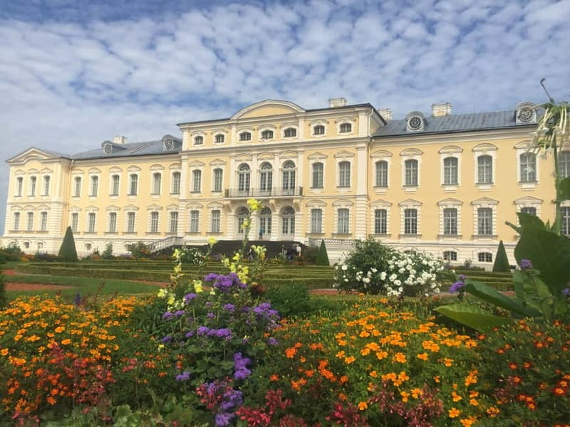 From Riga: Vilnius One-Way Tour with Sightseeing Stops - Who Will Enjoy This Tour?