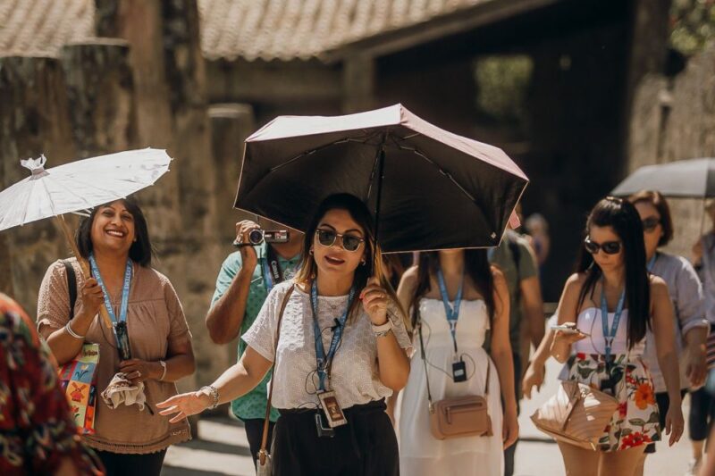 From Rome: Pompeii & Amalfi Coast Day Trip Tour - The Guide Experience and Guest Satisfaction
