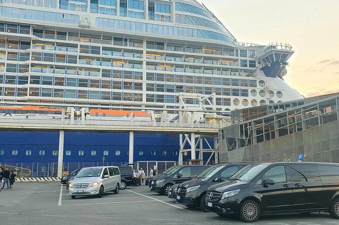 From Rome to your cruise ship in Civitavecchia 3-8 people - The Vehicles and Luggage Handling That Make a Difference
