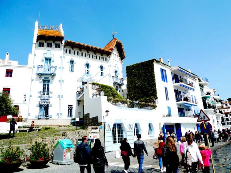 From Roses: Boat trip and visit Cadaqués all day - Key Points