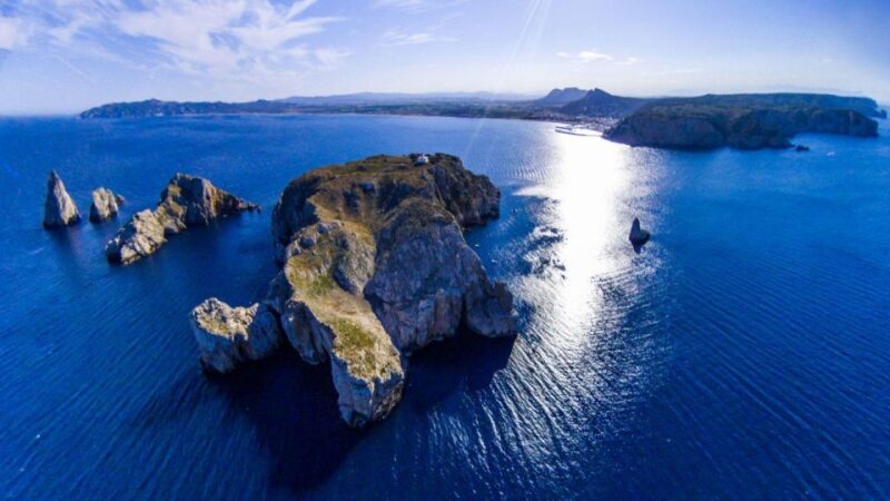 From Roses: Medes Islands Boat Tour with El Estartit Visit - Discovering El Estartit and Its Coastal Charm