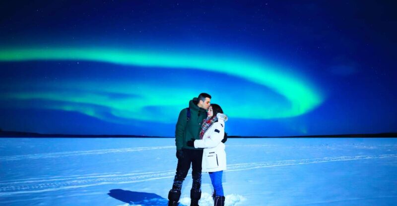 From Rovaniemi: Lakeside Auroras Paparazzi Photography - Cozy Fire, Local Snacks, and Hot Drinks Enhance the Experience