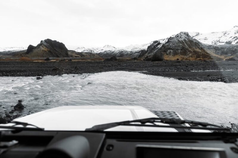 From Rvk: Private Day-Tour to Thorsmork with Mountain Hike - Views of Glaciers and Geothermal Outlets
