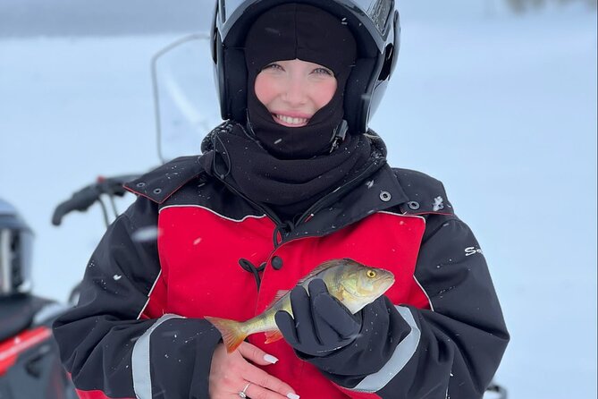 From Saariselkä: Ice Fishing Tour to Lake Inari, reindeers &lunch - Warm Lunch and Hot Drinks by the Campfire