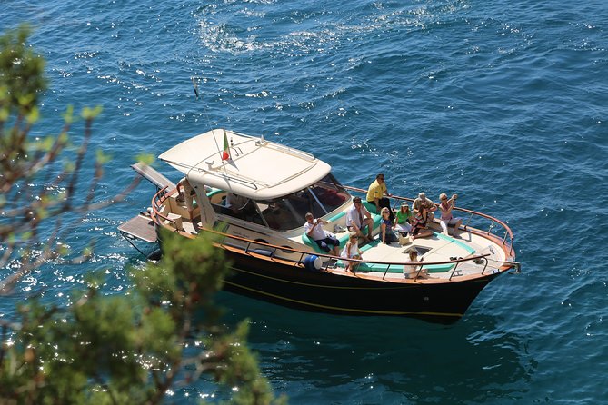 From Salerno: Small Group Li Galli Islands and Capri Boat Tour - Key Points