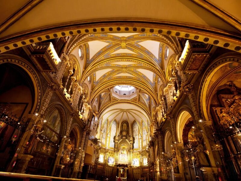 From Salou: Montserrat Monastery and 4 hours in Barcelona - Exploring Montserrat Monastery and Its Rocky Setting