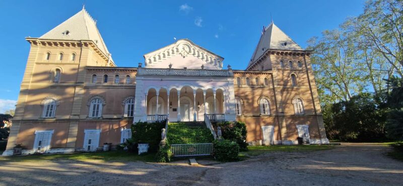 From Salou: Park Samá with 1 vermouth tasting, hotel Pickup - What Makes the Guided Tour Stand Out