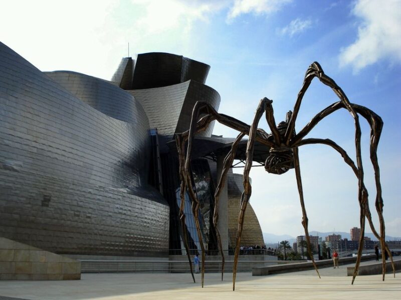 From San Sebastian: Bilbao & Guggenheim Museum Private Tour - Discover Bilbao’s Architectural Gems and Historic Old Town
