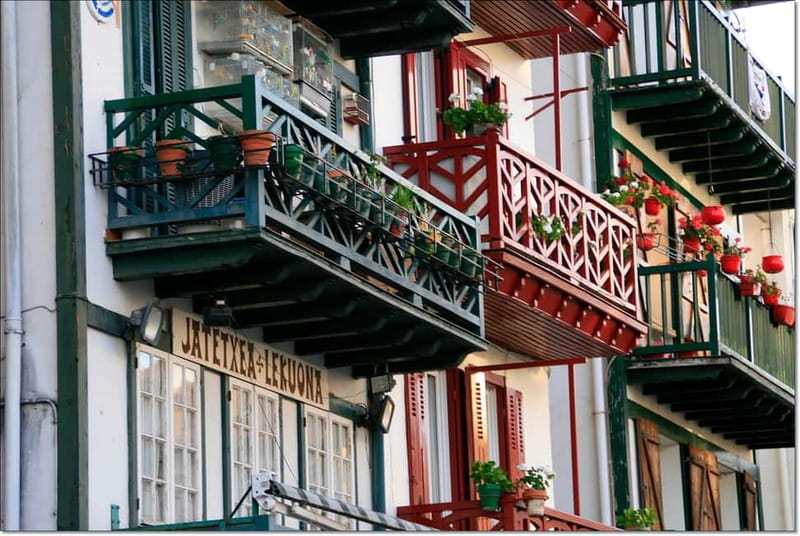 From San Sebastian: Hondarribia, San Pedro & San Juan Tour - Starting Point and Tour Logistics in San Sebastian