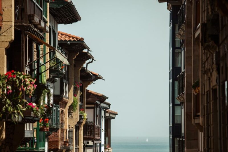 From San Sebastian: Hondarribia Sightseeing and Pintxos - The Role of Regional Drinks in Pintxos Pairings