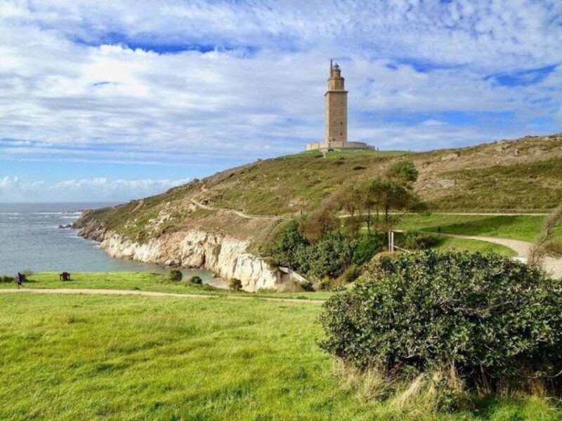 From Santiago: A Coruña & Betanzos Full-Day Coastal Tour - Comfortable Transportation and Expert Guides
