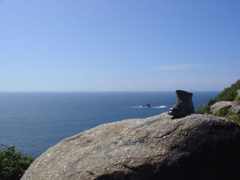 From Santiago: Finisterre Muxia Costa da Morte, 7 Stops Tour - Logistics, Pacing, and Comfort