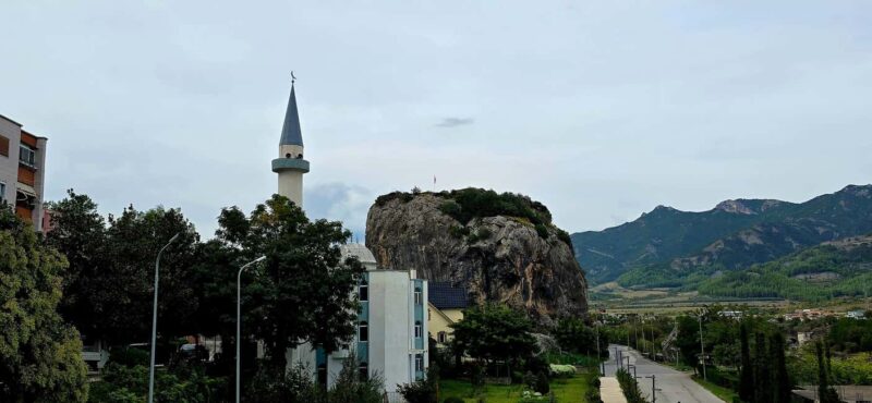 From Saranda Explore Permet Thermal Baths &Historic Tepelene - Visiting Tepelenë and Ali Pasha’s Castle