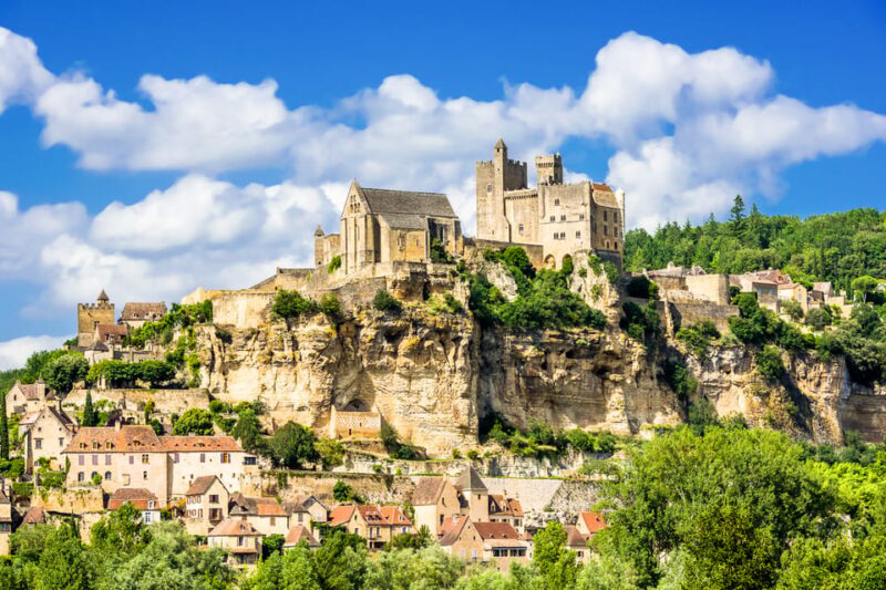 From Sarlat: Beynac & Domme Tour & Dordogne Boat Ride - Suitable Audience for This Tour