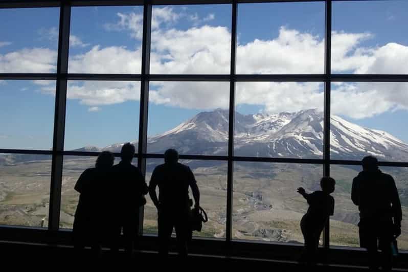 From Seattle: Mount Saint Helens Monument Private Day Trip - Visiting the Johnston Ridge Visitor Center for Volcano Insights
