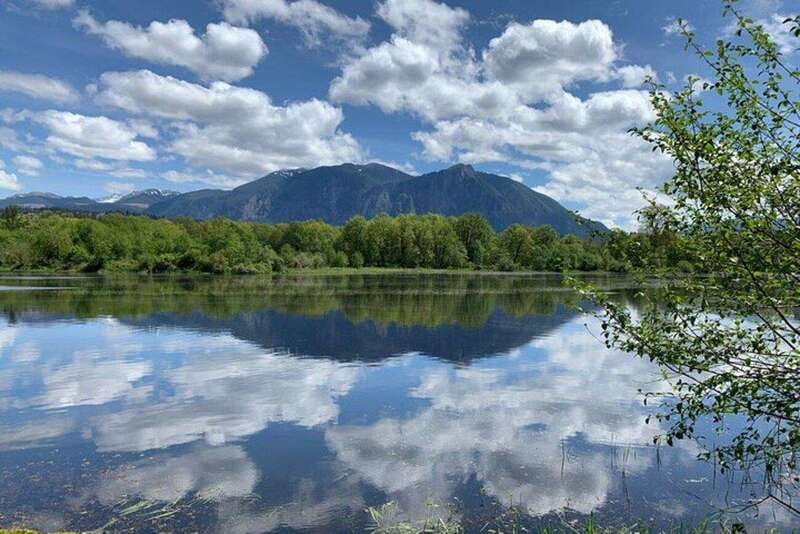From Seattle: Pacific Northwest Waterfalls & Hiking Tour - Scenic Drive from Downtown Seattle to Olallie State Park