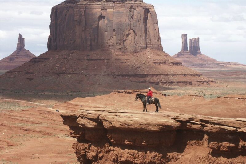 From Sedona or Flagstaff: Full-Day Monument Valley Tour - Explore Monument Valley with a Full-Day Tour from Sedona or Flagstaff