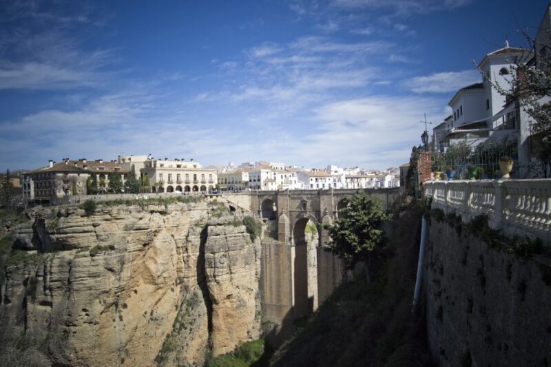 From Seville: White Villages and Ronda Full-Day Trip - Rondas Architectural Gems and Panoramic Views