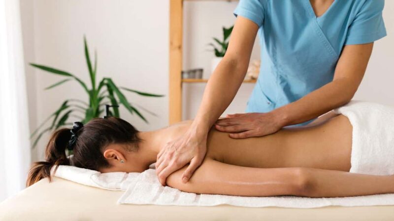 From Side Turkish Bath: Full-Body Peeling & Relaxing Massage - The 20-Minute Classical Oil Massage