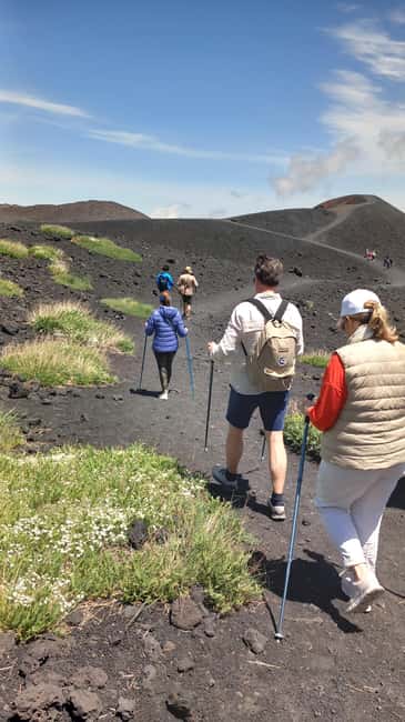 From Siracusa: Etna Tour - Trek, Wine and Food - The Guides: Knowledgeable and Supportive