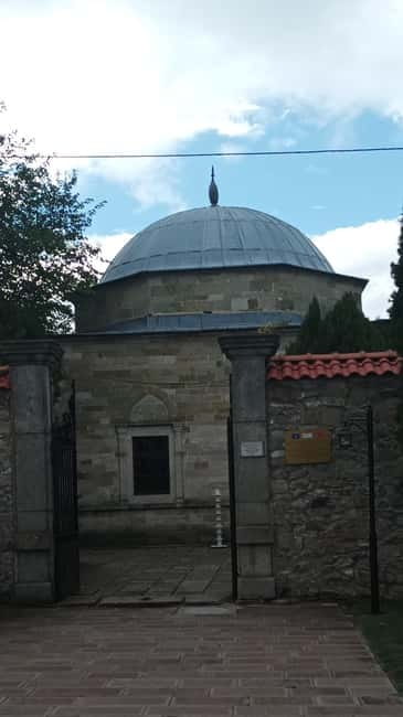 From Skopje: Prizren and Pristina, opt Kukes, Albania, a day - Discovering Pristina’s Main Landmarks