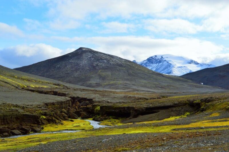 From Snæfellsstofa: Into the Highlands 4x4 Bus Truck - Discover the High-Adventure Tour to Iceland’s Highest Freestanding Mountain and Vatnajökull