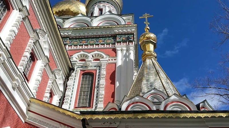 From Sofia: Rose Valley Tour & UNESCO Site Kazanlak - Lunch Break in Kazanlak