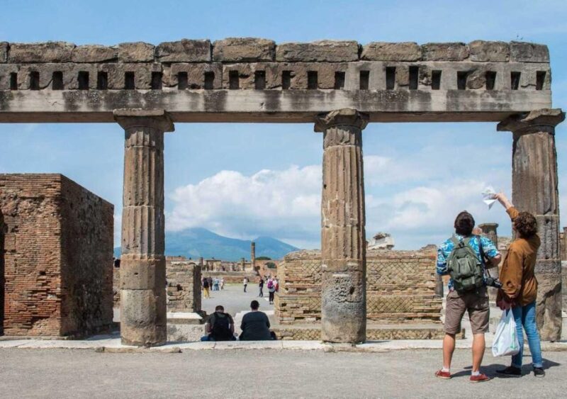 From Sorrento: Pompeii with an Archaeological Guide & Ticket - The Role of the Archaeologist Guide in Enhancing the Experience