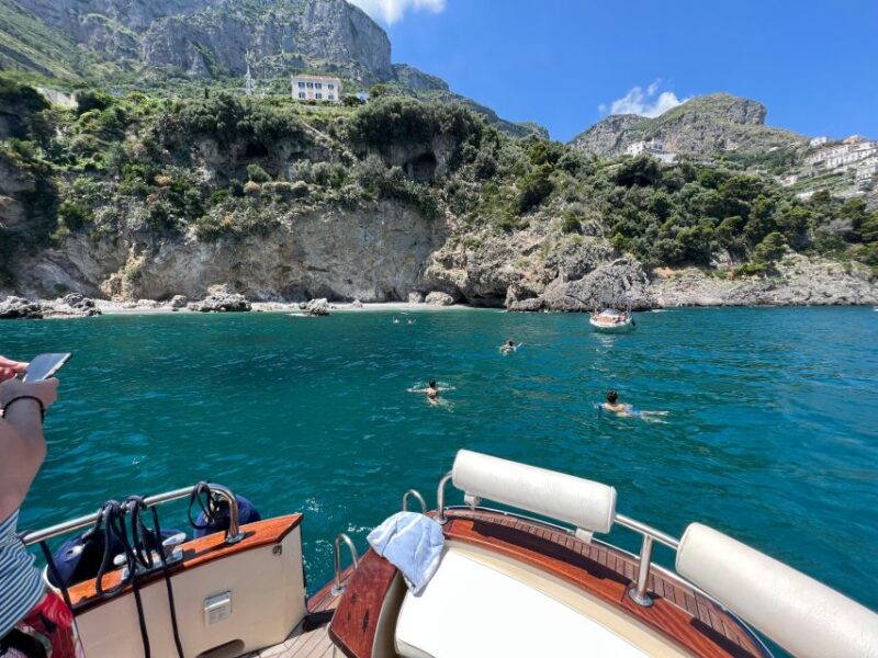 From Sorrento: Positano Private boat tour Full day - Visiting the Iconic Li Galli Island for Swimming and Relaxation