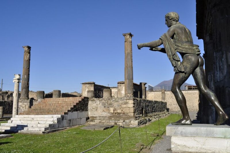 From Sorrento:Skip-the-line Pompeii Ruins All-inclusive Tour - Logistics: Easy Access and Group Size