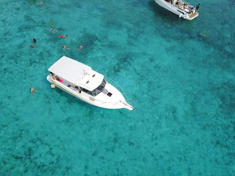 From Split: Blue Cave, Hvar & Mamma Mia, 5 island tour - Discovering Hvar Town’s Historic Charm and Nightlife